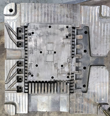 গুণ  High Precision 1.2311 Die Casting Mould For Automotive Parts কারখানা